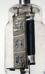 SOLO 3, close side, vacuum tube art